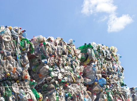 Plastaffald: Sådan forpligter vi os til genanvendelighed